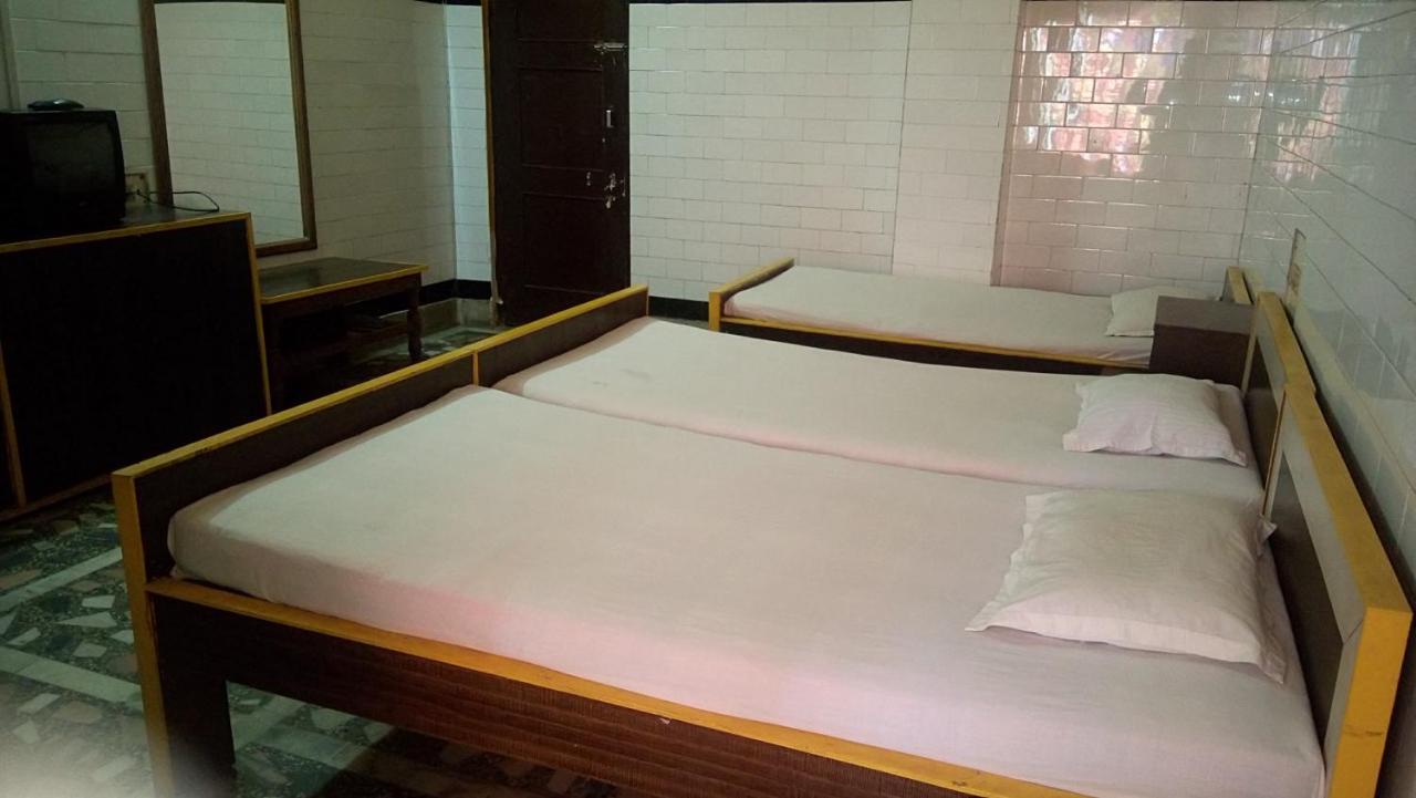 Hotel Prince กูวาฮาติ ภายนอก รูปภาพ