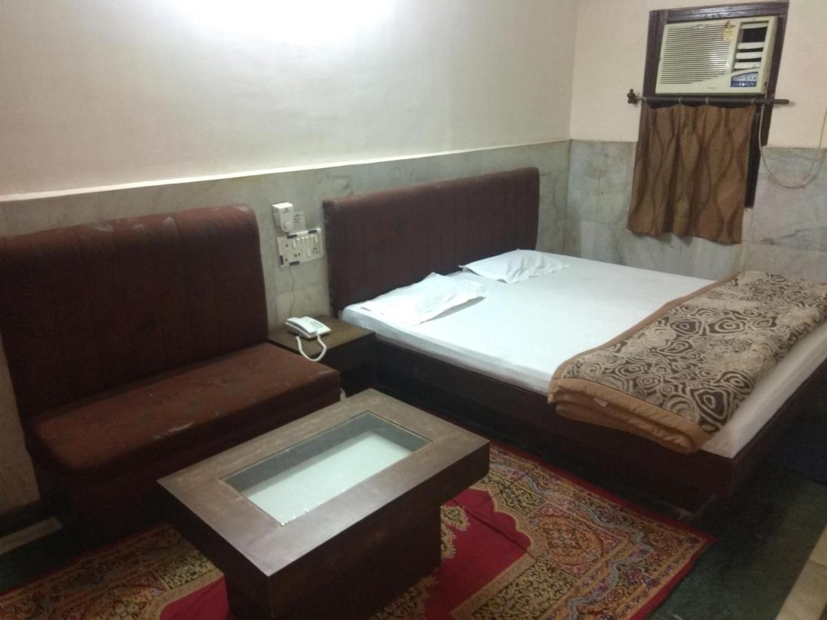 Hotel Prince กูวาฮาติ ภายนอก รูปภาพ
