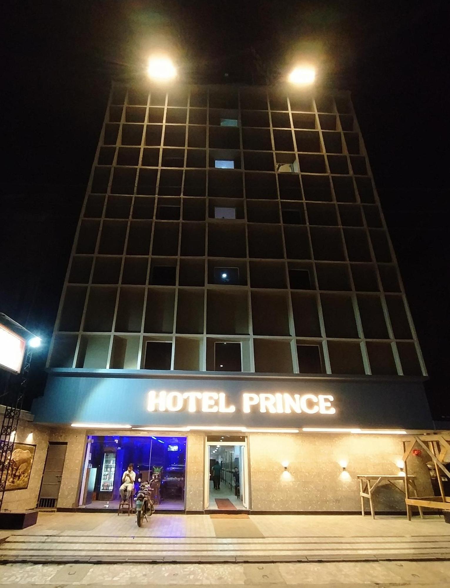 Hotel Prince กูวาฮาติ ภายนอก รูปภาพ